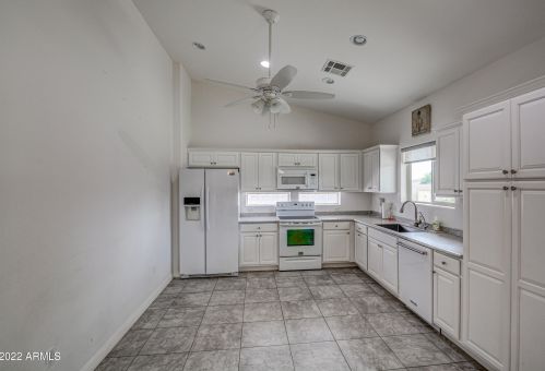 394 Redfield Rd, Chandler AZ 85225-1023 exterior