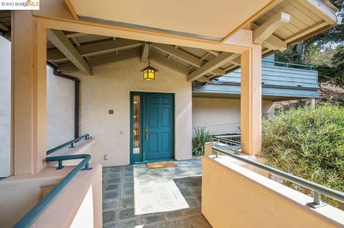 1365 Campus Dr, Berkeley, CA 94708-2003