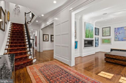 2735 Cathedral Ave, Washington DC  20008-4119 exterior