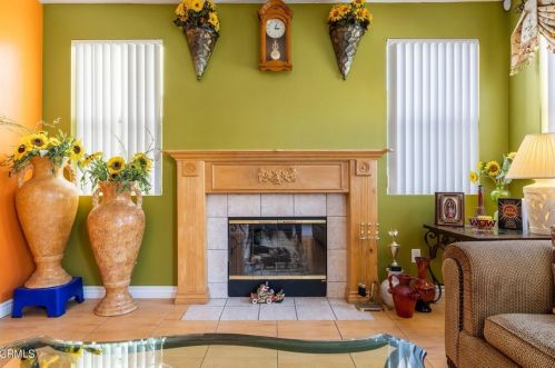 637 Morado Pl, Oxnard CA 93030 exterior