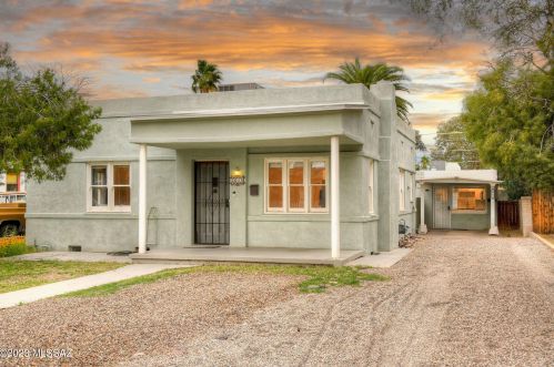 2015 8 St, Tucson AZ 85719-5515 exterior