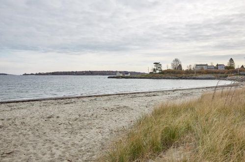 33 Massachusetts Ave, Portland ME  04106-6021 exterior