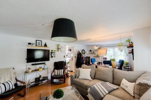 19 Highland Ter, Worcester MA 01602-4202 exterior