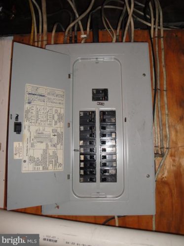 522 Carbon St, Primrose PA 17901-3720 exterior