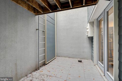 970-74 Leithgow St, Philadelphia PA  19123-1440 exterior