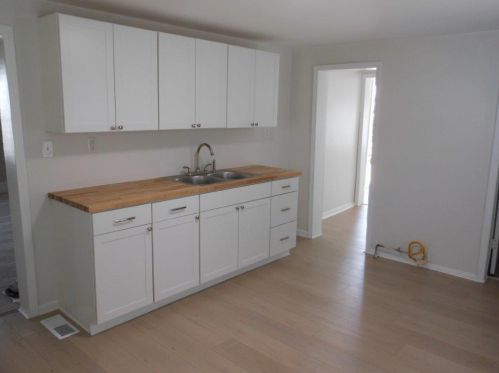 765 Larch Ave, Meskegon MI 49441-2319 exterior