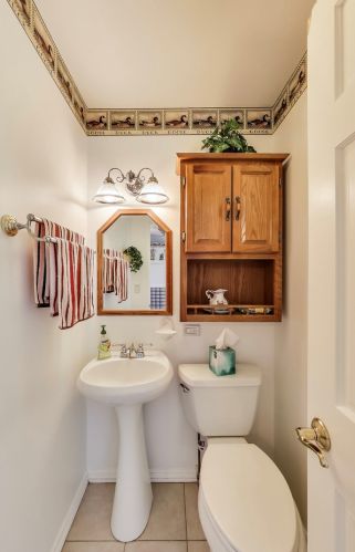 5950 Ozanam Ave, Chicago IL 60631-2235 exterior