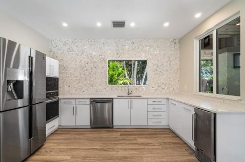 5256 Boca Marina Cir, Boca Raton FL  33487-5247 exterior