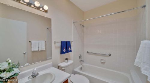 3074 Placita Del Avestruz, Green Valley AZ 85622-3226 exterior