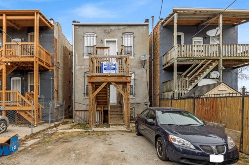 3221 Maypole Ave, Chicago IL 60624-1741 exterior