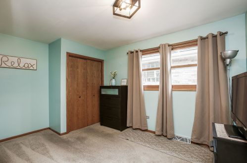 3220 Osage Ave, Chicago IL 60634-2953 exterior