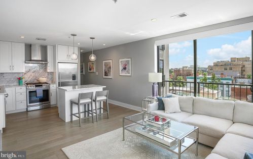 1634 14th St, Washington, DC 20009-4368