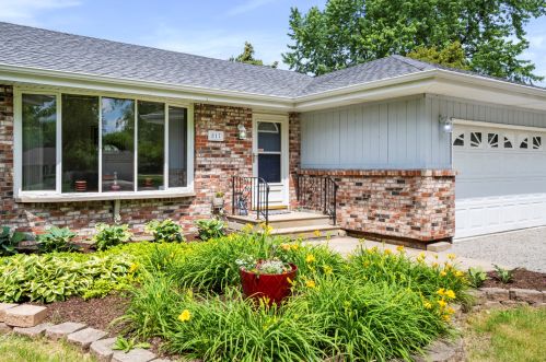 817 Baskin Dr, Joliet, IL 60404-8617