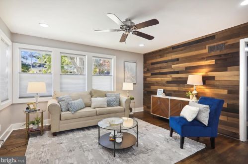 1314 Crawford Dr, Rockville MD 20851-1714 exterior