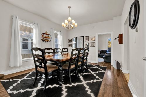 1718 Rusk Ave, Milwaukee WI 53207-2504 exterior