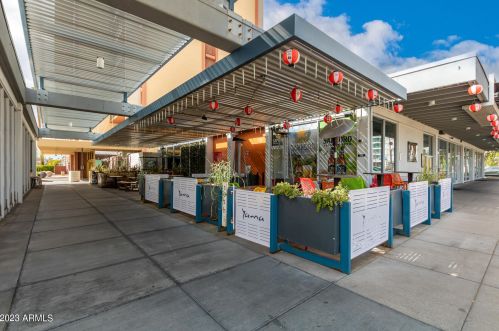 4750 Central Ave, Phoenix AZ 85040-2150 exterior