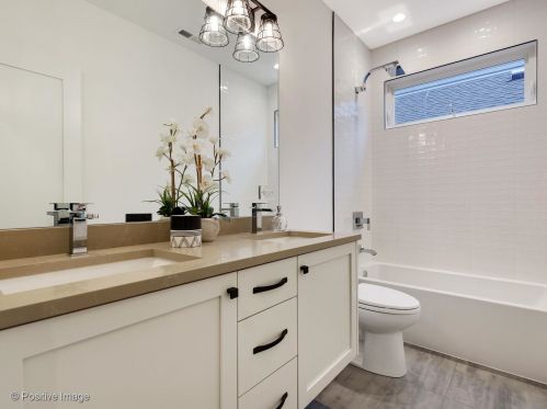 2734 Altgeld St, Chicago IL  60647-1872 exterior