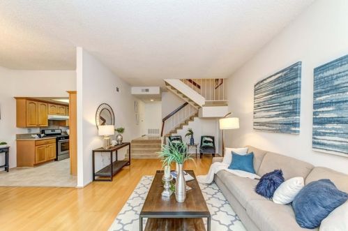 2624 Monterey Pl, Fullerton CA 92833-2084 exterior