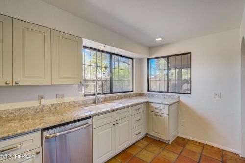 1285 Easy St, Tucson AZ  85719-1311 exterior