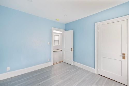 22 Oakland Ave, Providence RI  02919-4307 exterior