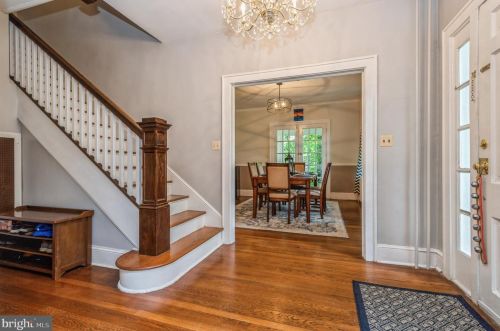 1613 Lawrenceville Rd, Trenton, NJ 08648-2901