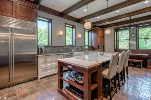 4845 Ellis Ave, Chicago IL 60615-5008 exterior