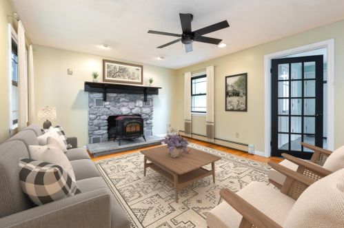 51 Logging Hill Rd, Concord NH  03304-3722 exterior