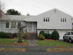 70 Great Meadow Rd, Newton, MA 02459-2748