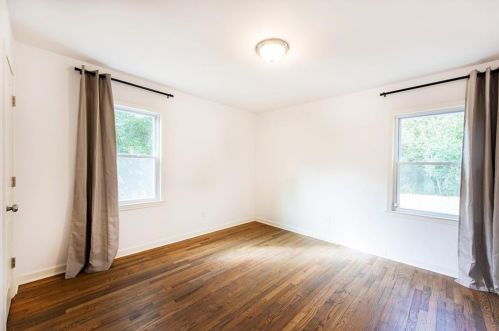 1385 Centra Villa Dr, Atlanta GA  30311-3423 exterior