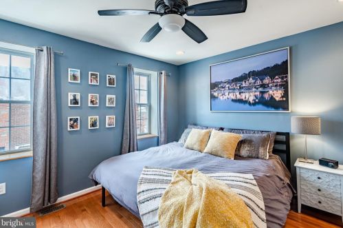 1513 Iseminger St, Philadelphia PA  19147-6215 exterior