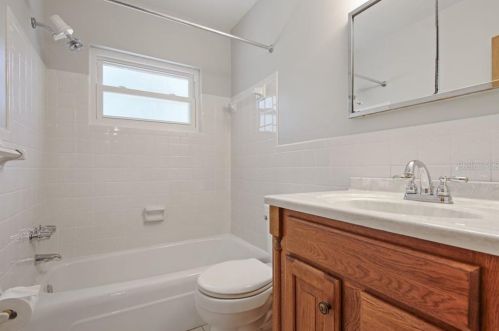 12403 53rd St, Tampa FL 33617-1451 exterior