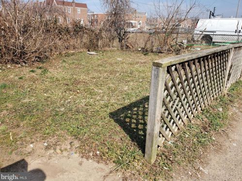 7054 Dorcas St, Philadelphia PA 19111-4111 exterior