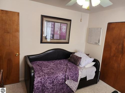 740 Witbeck Dr, Clare MI 48617-9721 exterior