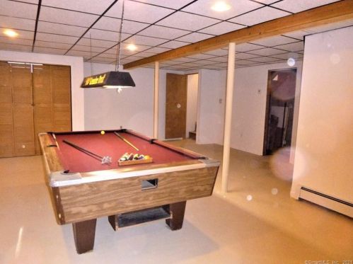 25 Basley Rd, Killingly CT 06239-2010 exterior