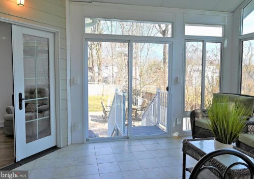 87 Leavitt Ln, Princeton NJ 08540-3921 exterior