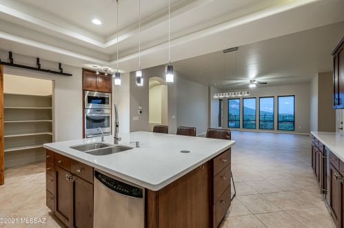 321 Corte Tortuga Vis, Tucson AZ  85745-1792 exterior