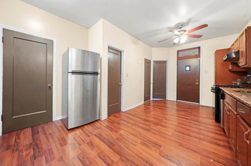 8118 Wolcott Ave, Chicago IL 60620-5330 exterior