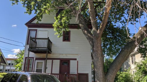 2322 Juneau Ave, Milwaukee WI 53233-1001 exterior