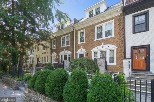 1452 Spring Rd, Washington DC  20010-1236 exterior