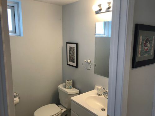 25 Locust Rd, Eastham MA 02642-2454 exterior