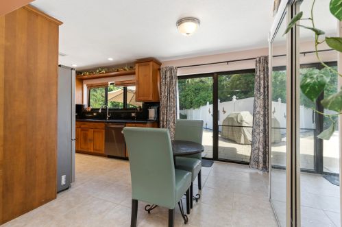 1602 Thumb Pt Dr, Fort Pierce FL 34949-3569 exterior