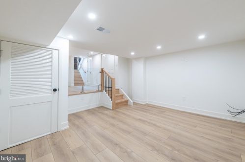 3172 18 St, Philadelphia PA 19145-5412 exterior