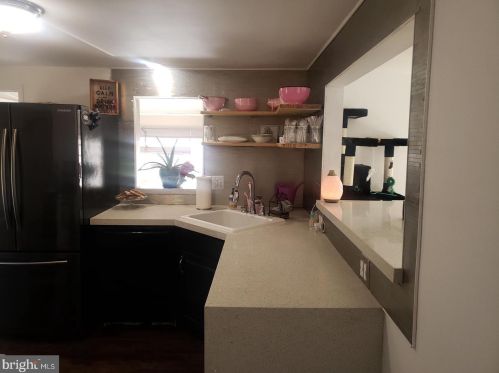 1557 Kauffman Rd, Pottstown PA 19464-2399 exterior