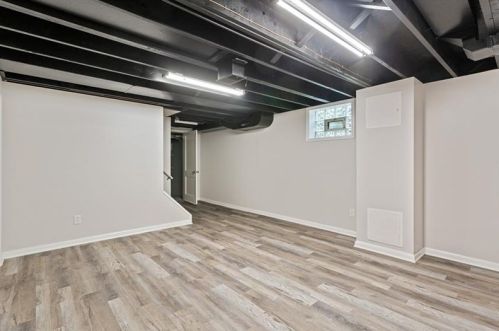 1909 Beulah Rd, Pittsburgh PA  15235-5006 exterior