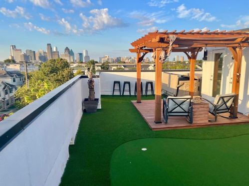 2023 California Dr, Dallas TX  75204-4613 exterior