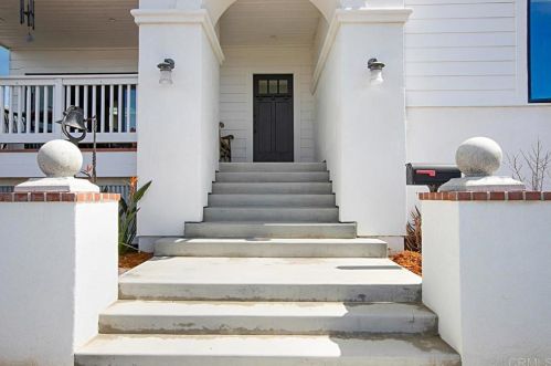 1011 Devonshire Dr, San Diego, CA 92107-4003