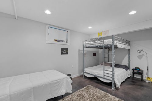 7321 County Road Ls, Manitowoc WI 54220-8881 exterior