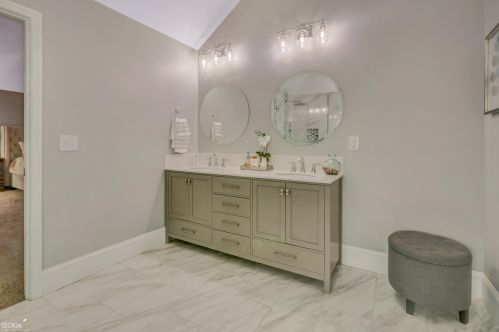 3968 Margaux Dr, Atlanta GA exterior