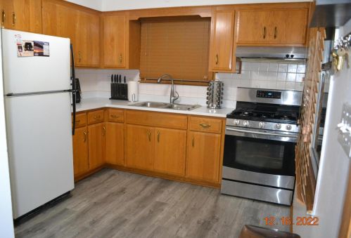 3333 64th St, Milwaukee WI  53219-4204 exterior