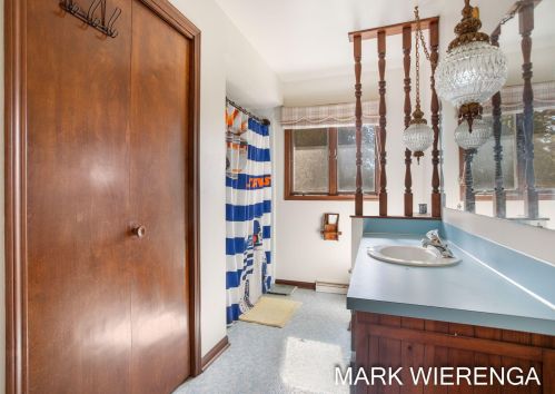 431 Mt Garfield Rd, Meskegon MI 49441-6000 exterior